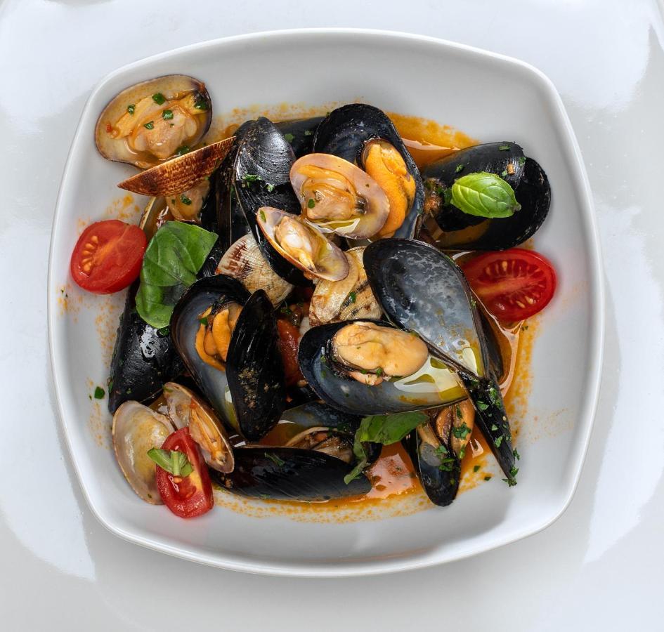 Sardegna Hotel - Suites&Restaurant Cagliari Esterno foto