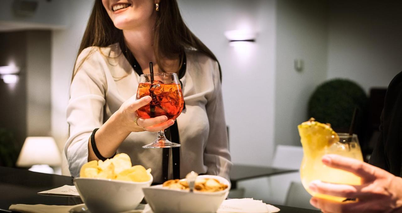 Sardegna Hotel - Suites&Restaurant Cagliari Esterno foto