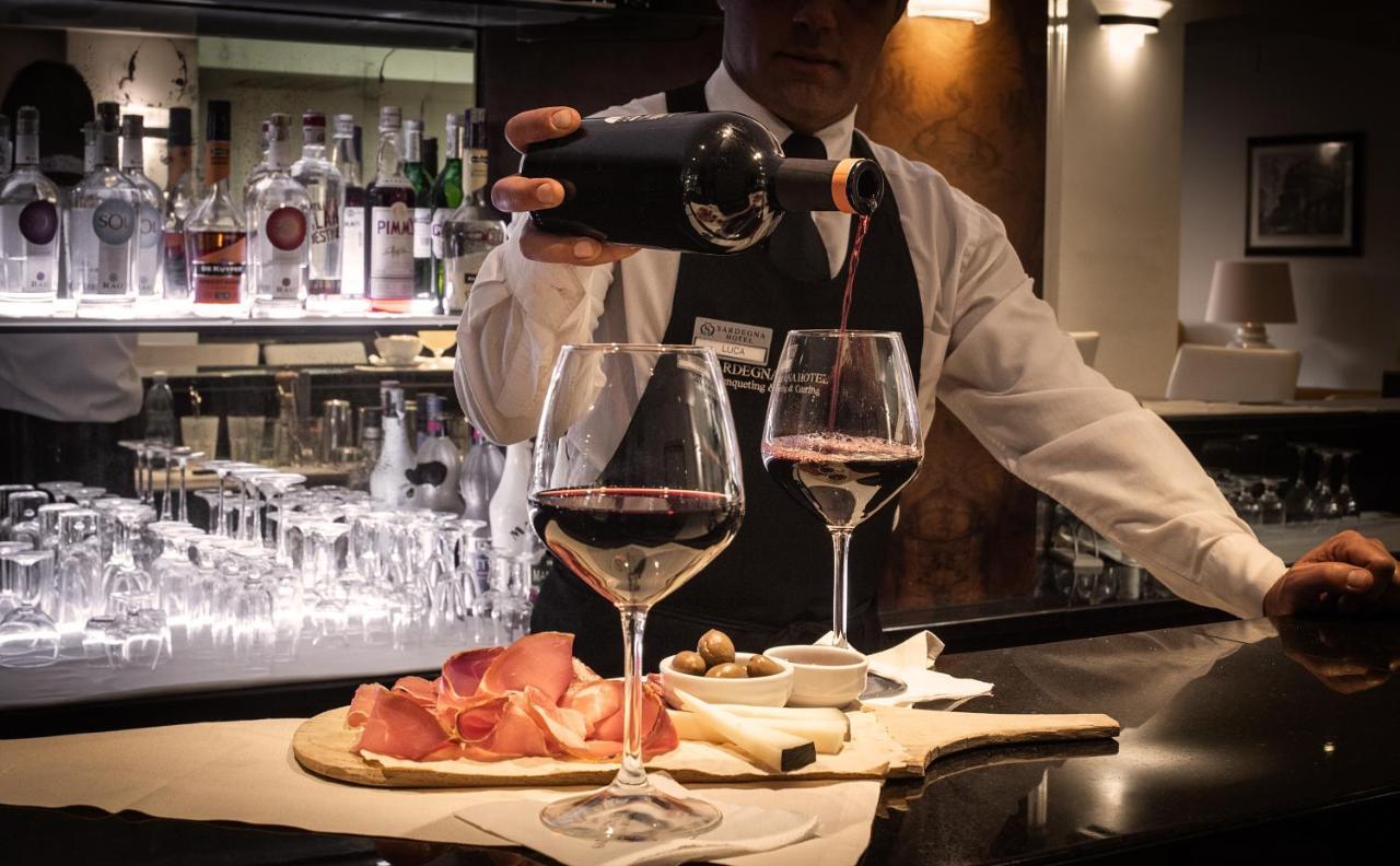 Sardegna Hotel - Suites&Restaurant Cagliari Esterno foto