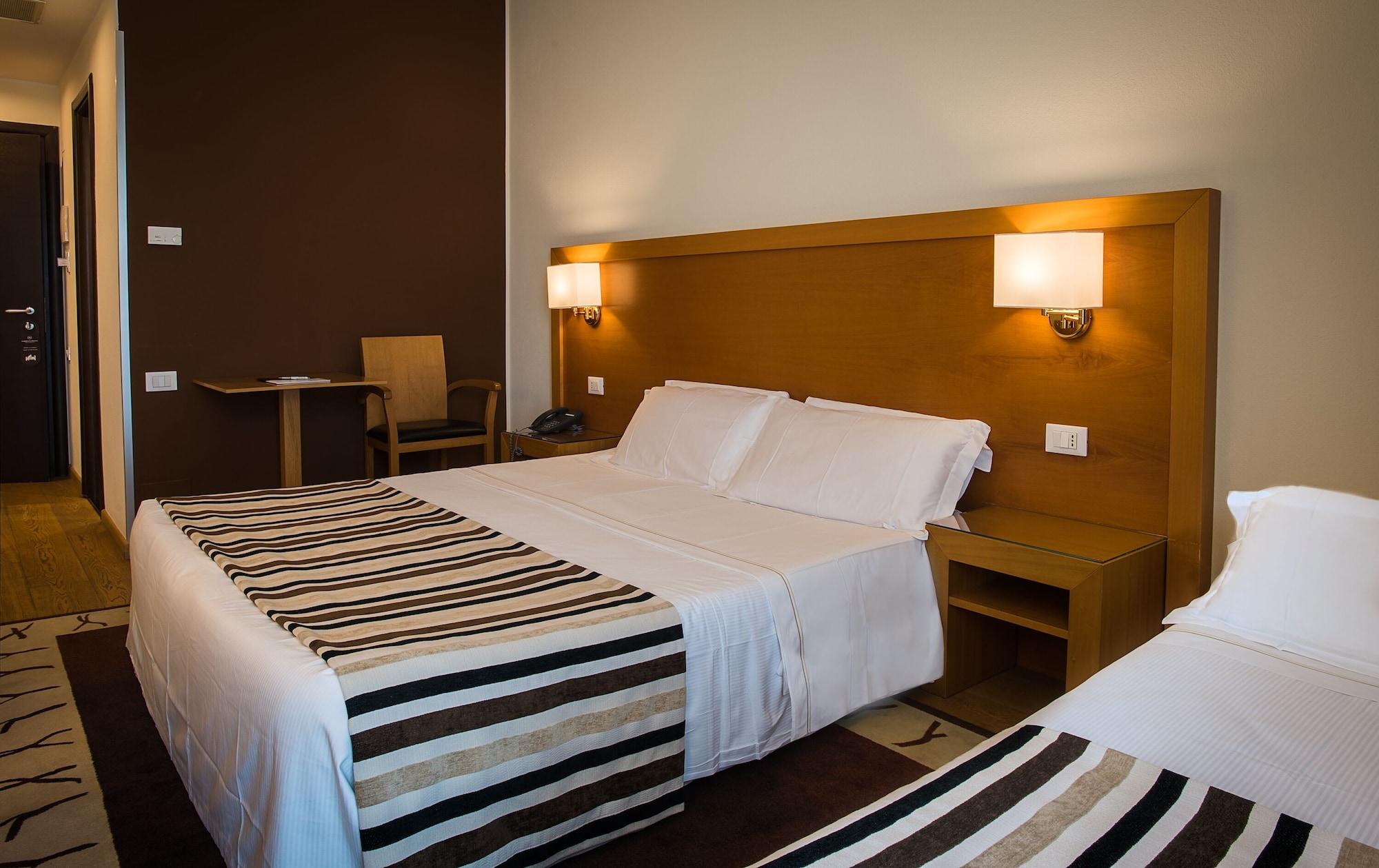 Sardegna Hotel - Suites&Restaurant Cagliari Esterno foto