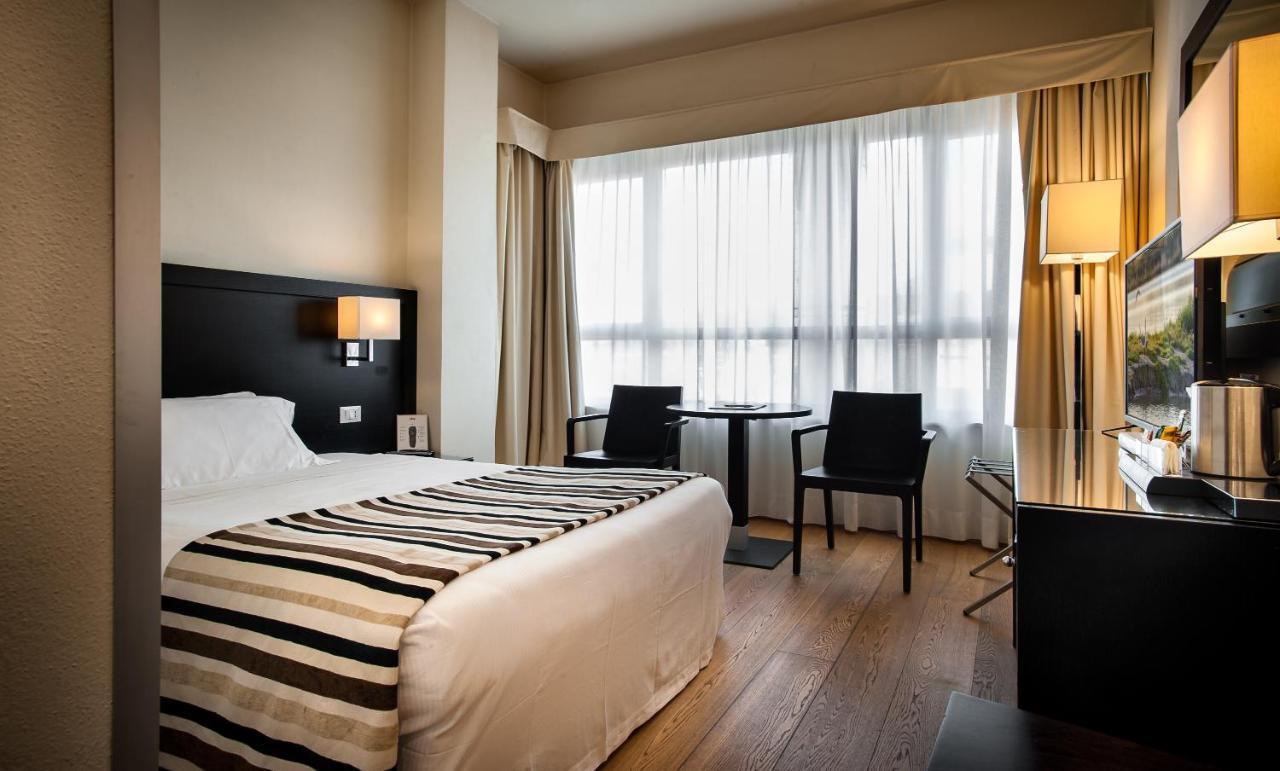 Sardegna Hotel - Suites&Restaurant Cagliari Esterno foto