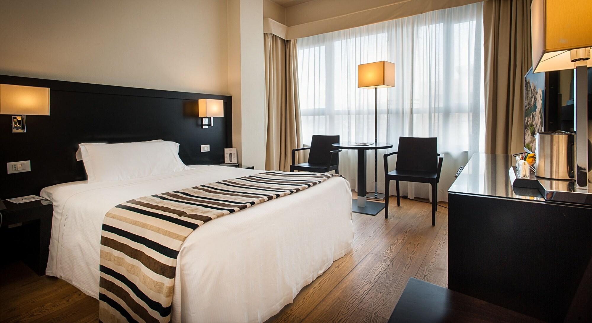 Sardegna Hotel - Suites&Restaurant Cagliari Esterno foto